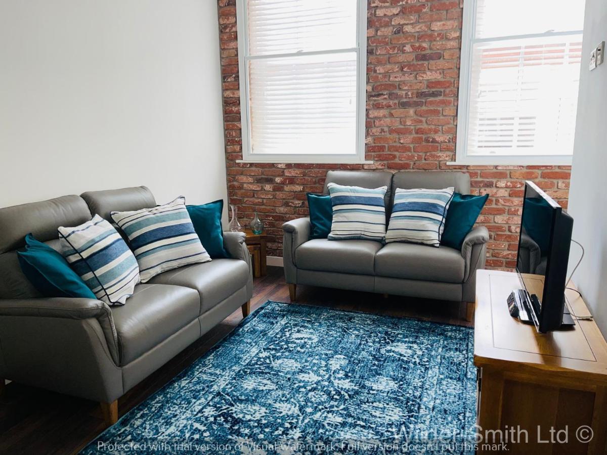Stylish 2-Bed Luxury Apartment In Nottingham City Exterior photo